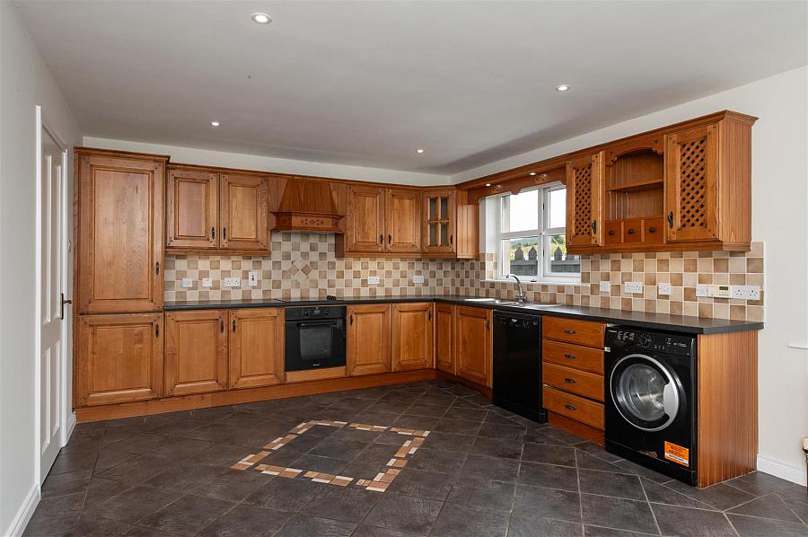 15 Old Railway Close