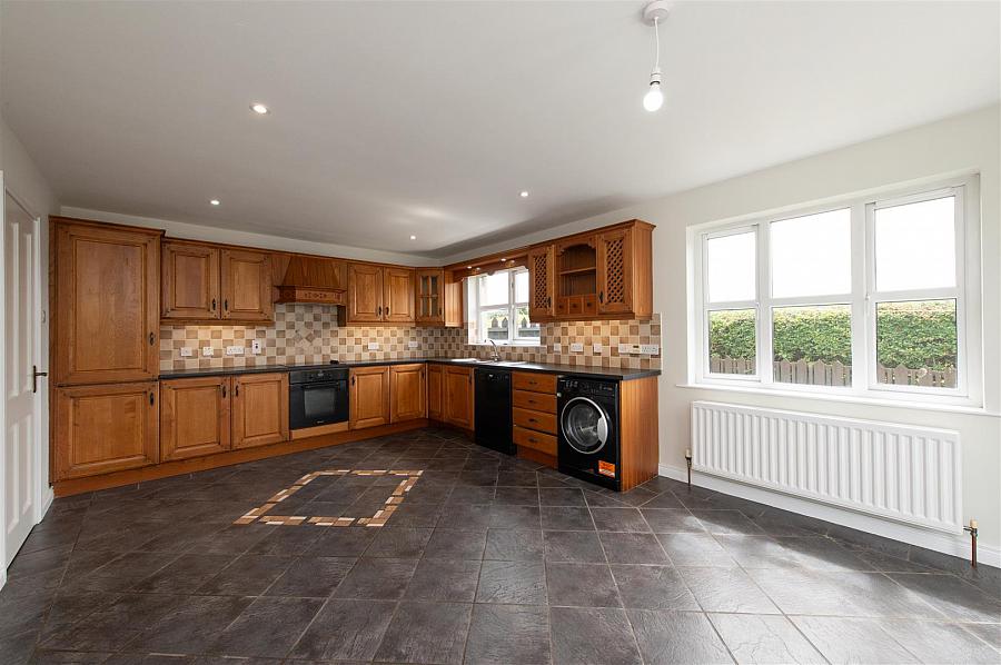 15 Old Railway Close