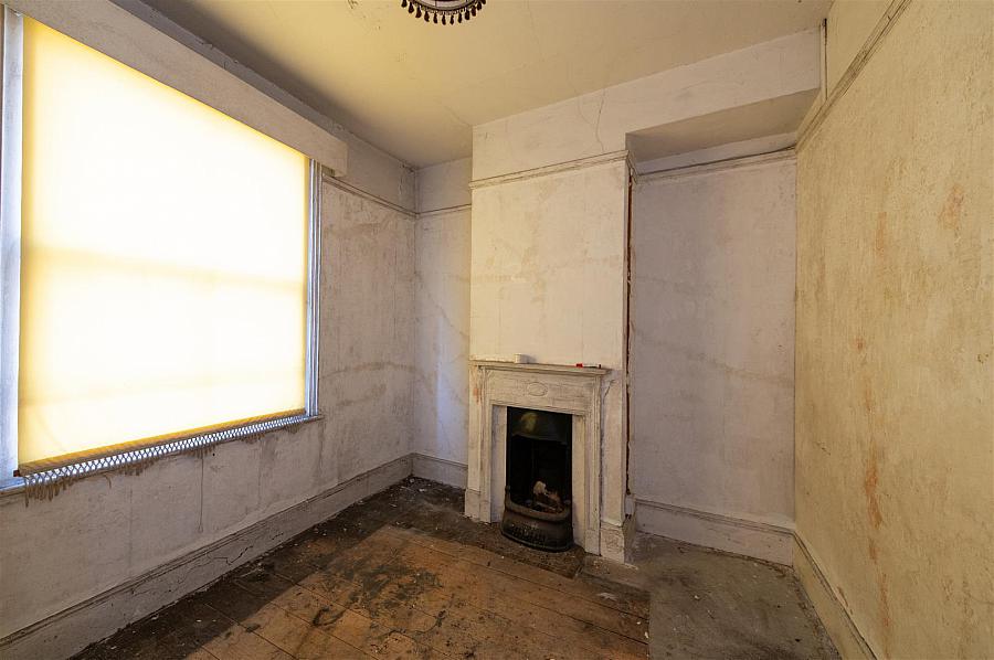 11 Hillview Terrace