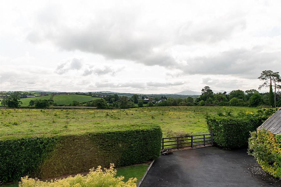 252a & 252b Castlewellan Road