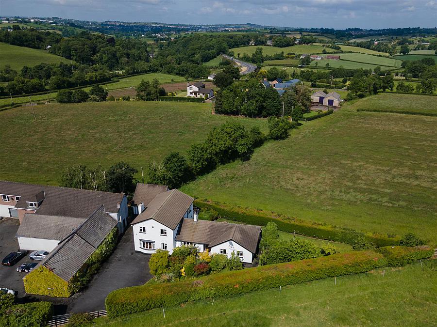 252a & 252b Castlewellan Road