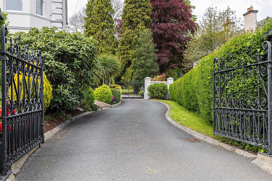 29 Newry Road