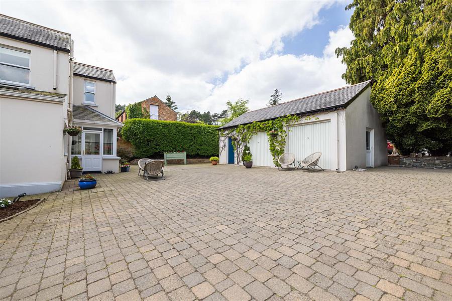 29 Newry Road