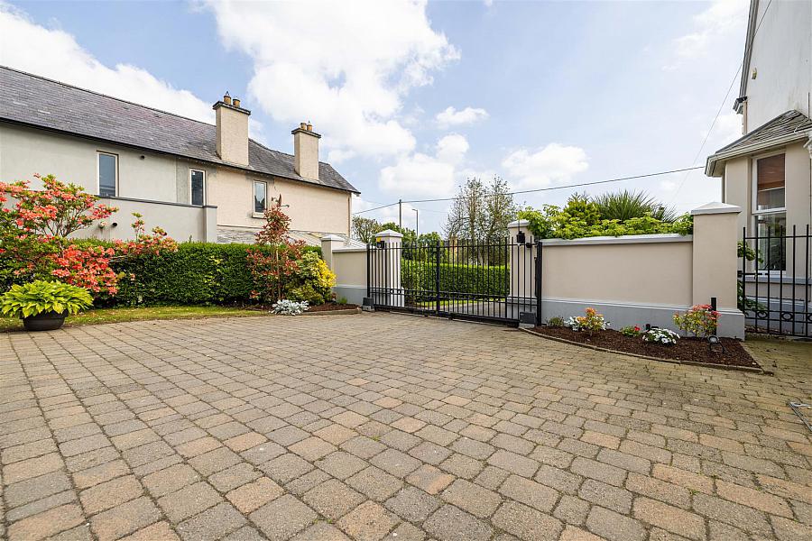 29 Newry Road