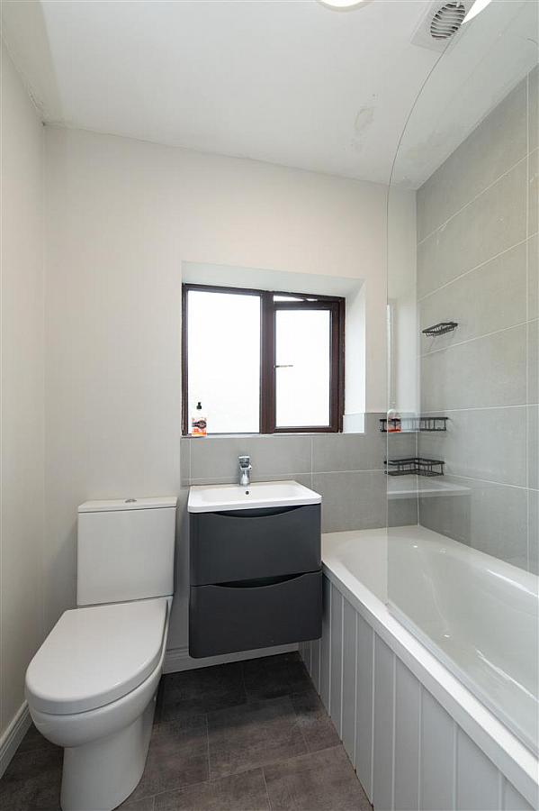 162 Edenderry Park