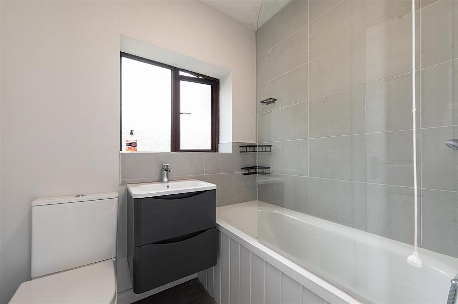 162 Edenderry Park