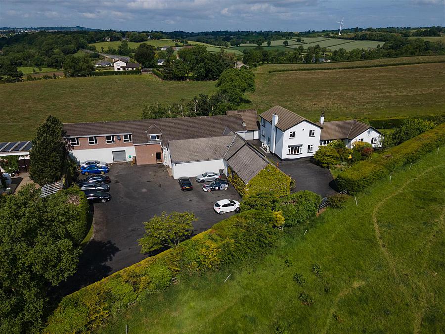 252A & 252B Castlewellan Road