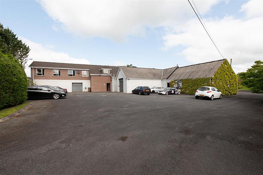 252a & 252b Castlewellan Road