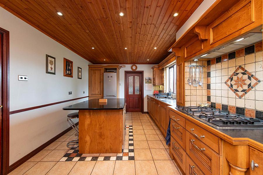 38 Chinauley Park
