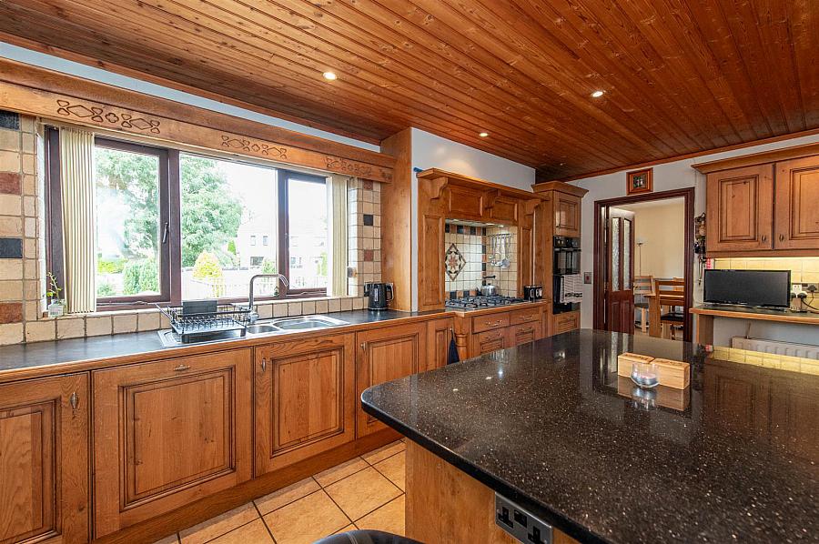 38 Chinauley Park