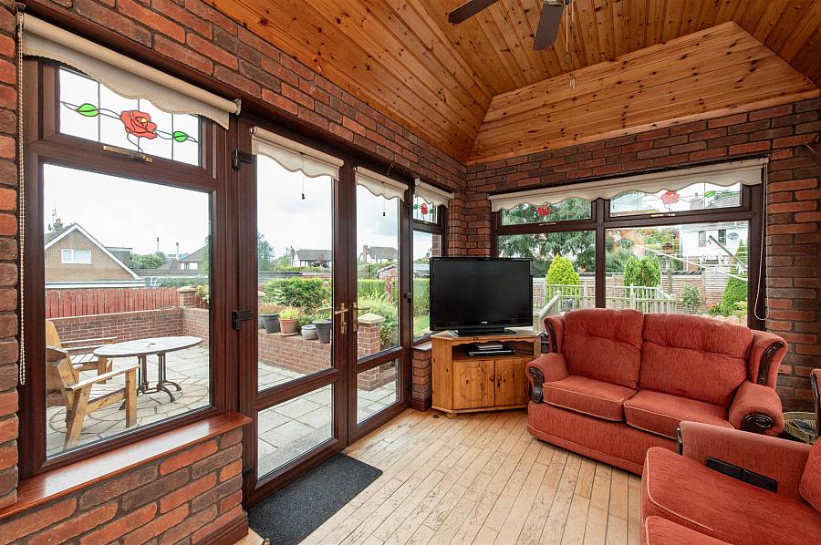 38 Chinauley Park