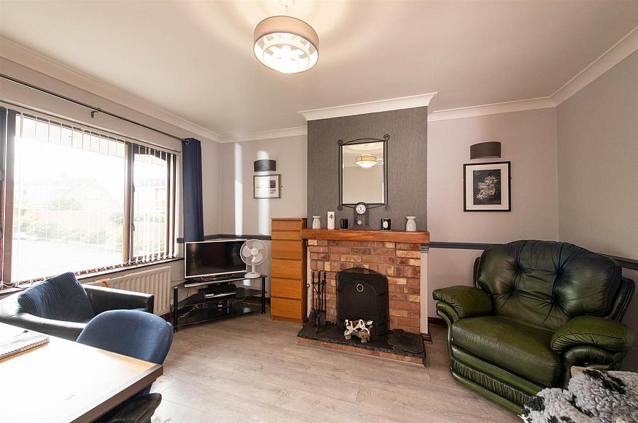 38 Chinauley Park