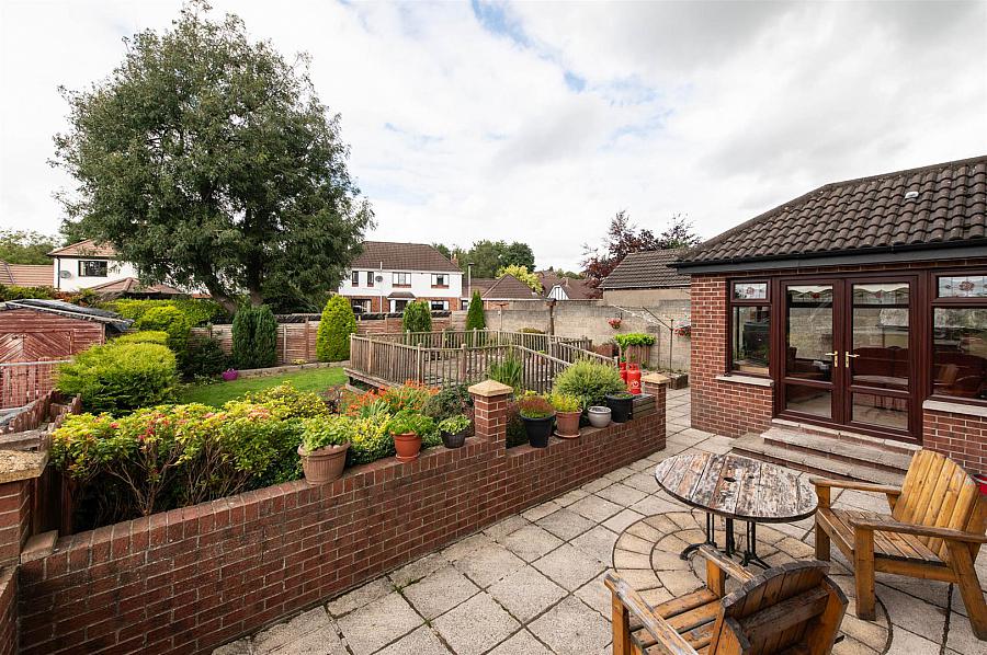 38 Chinauley Park