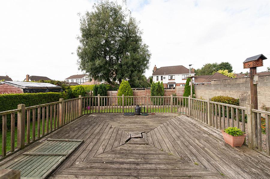 38 Chinauley Park