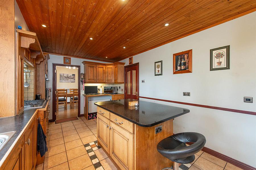 38 Chinauley Park