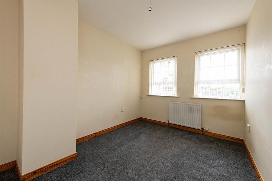 67 Summerhill Brae