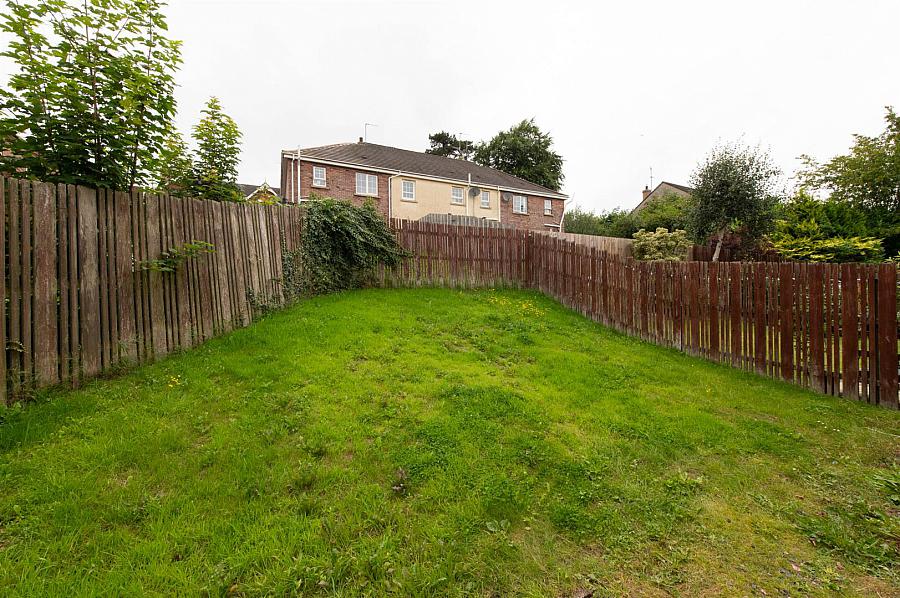 67 Summerhill Brae