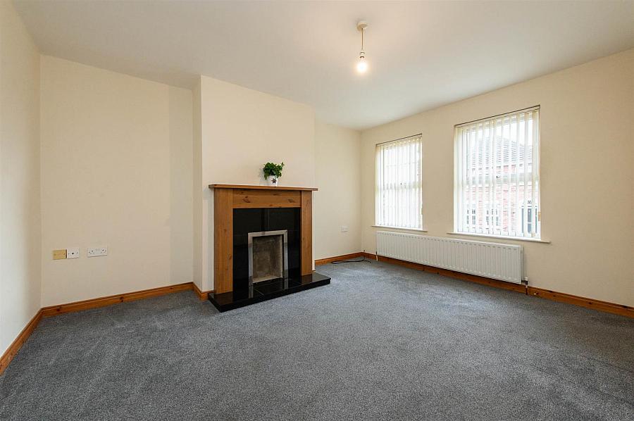67 Summerhill Brae
