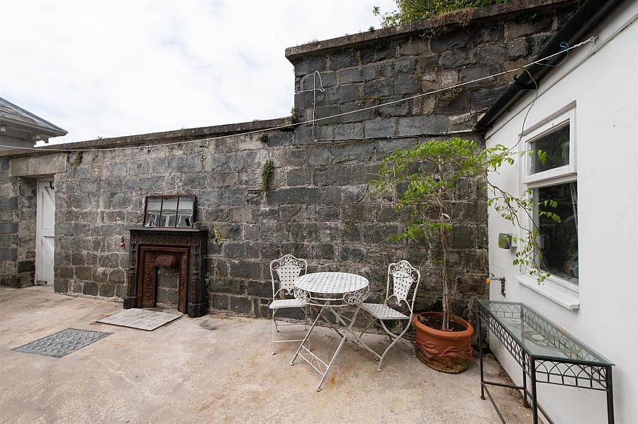 52 Dunbarton Street