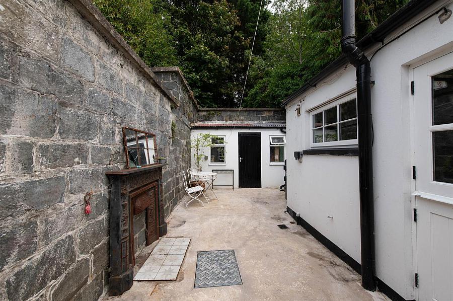 52 Dunbarton Street
