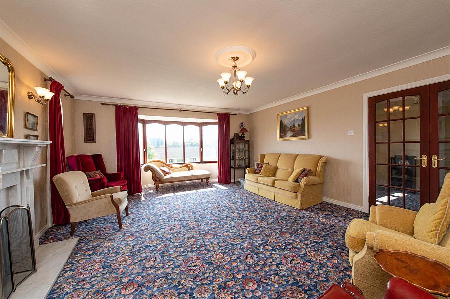 1 Castle Lodge