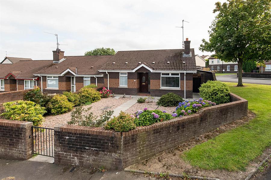 94 Primrose Gardens