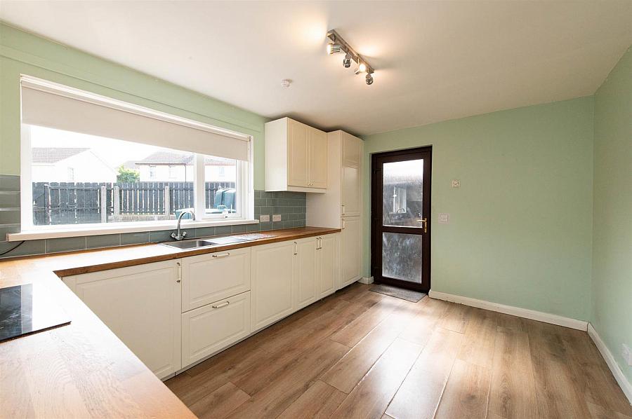 94 Primrose Gardens