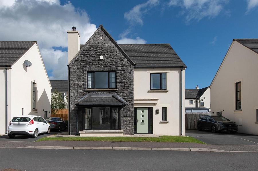 49 Bishops Green,Banbridge, BT32 4FB