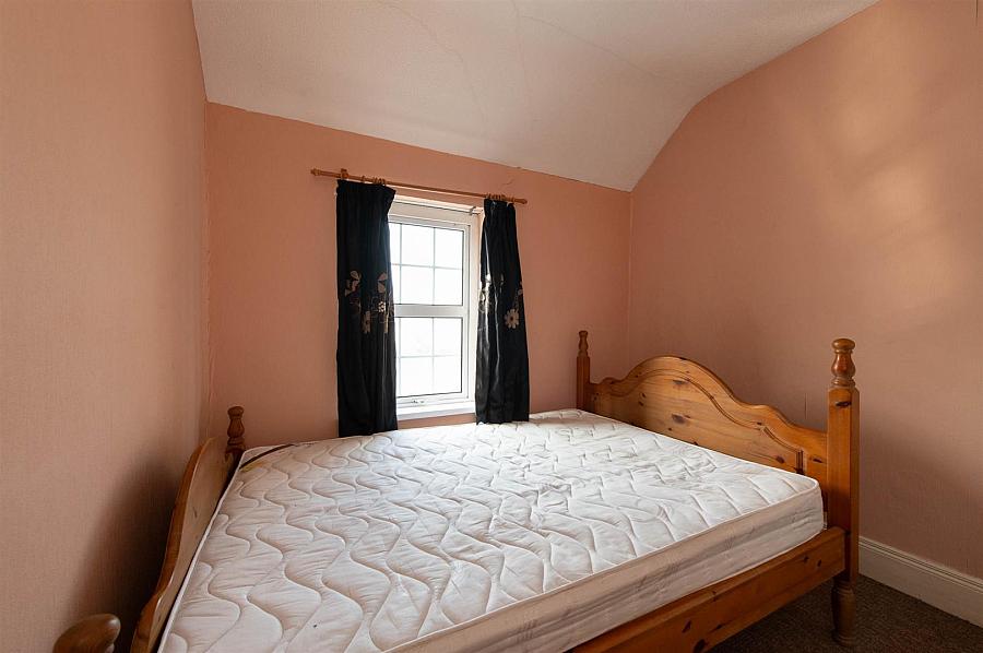 1 Edenderry Gardens