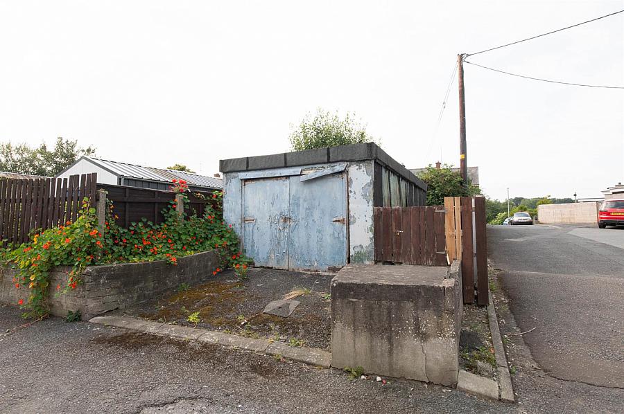 1 Edenderry Gardens