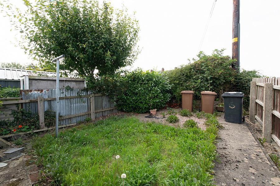 1 Edenderry Gardens