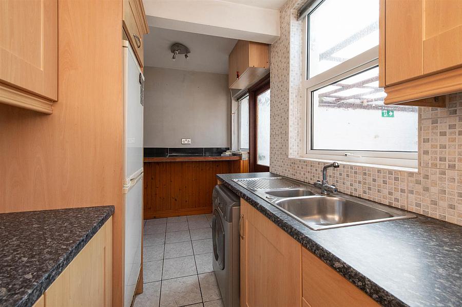 1 Edenderry Gardens