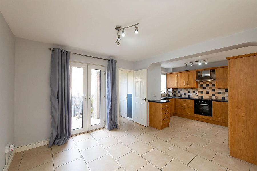 12 Dromore Street