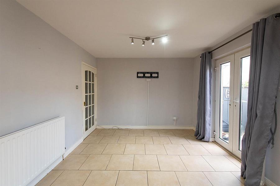 12 Dromore Street
