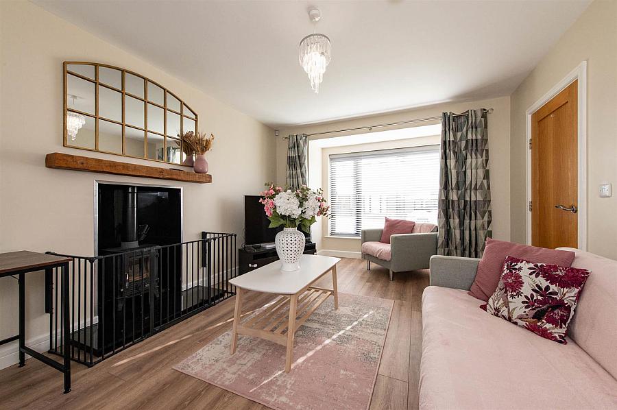 83 Bishops Green 83 Bishops Green