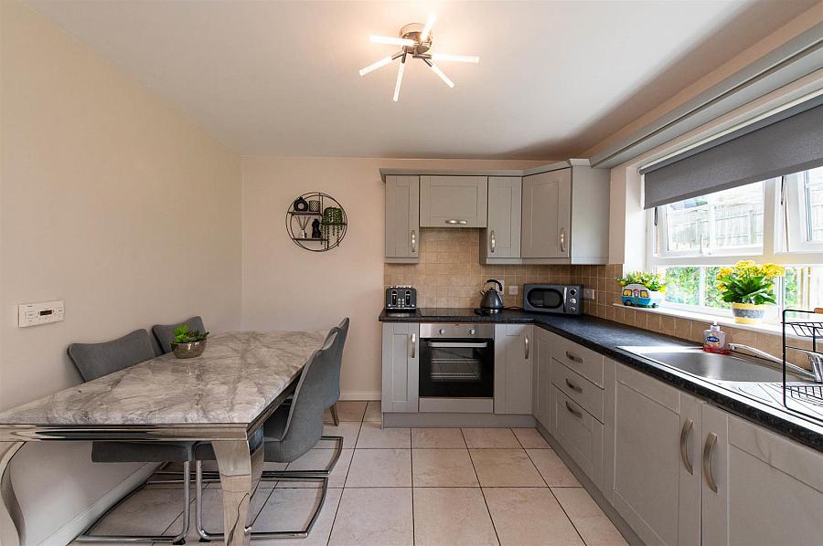 30 Summerhill Brae