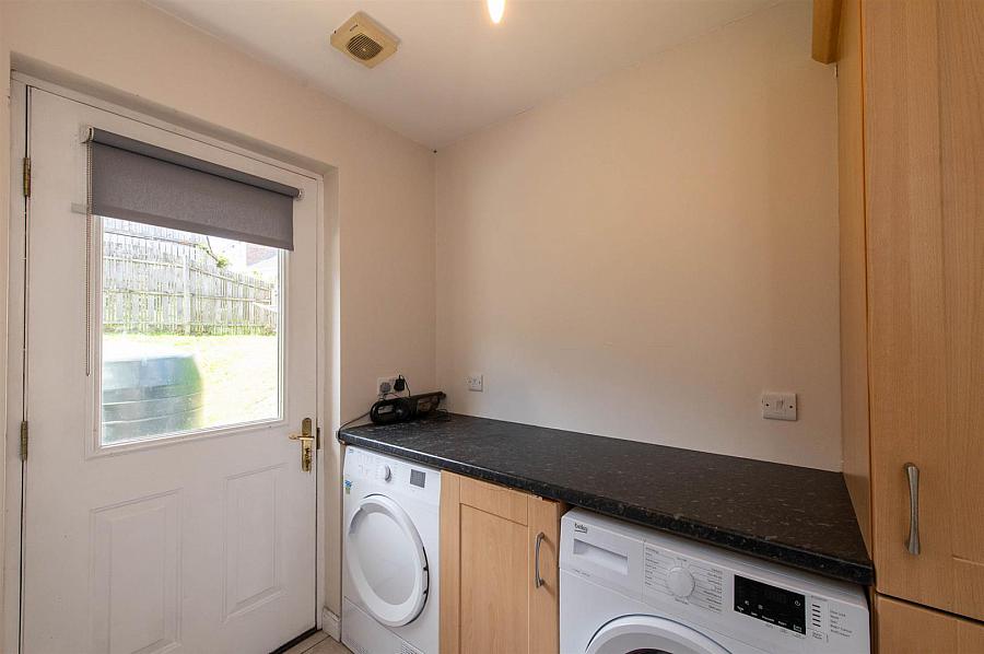 30 Summerhill Brae