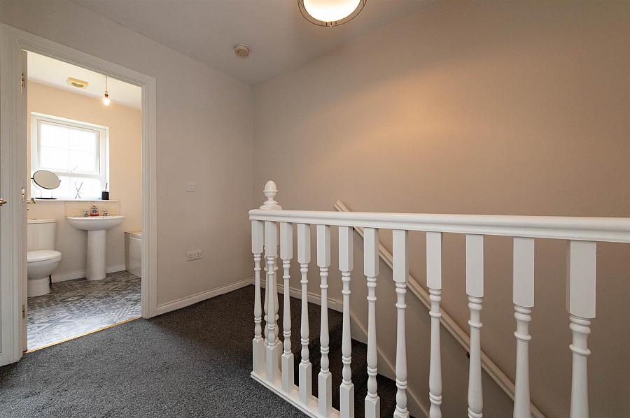30 Summerhill Brae