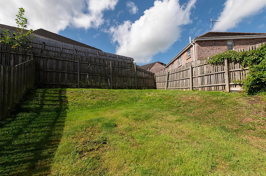 30 Summerhill Brae