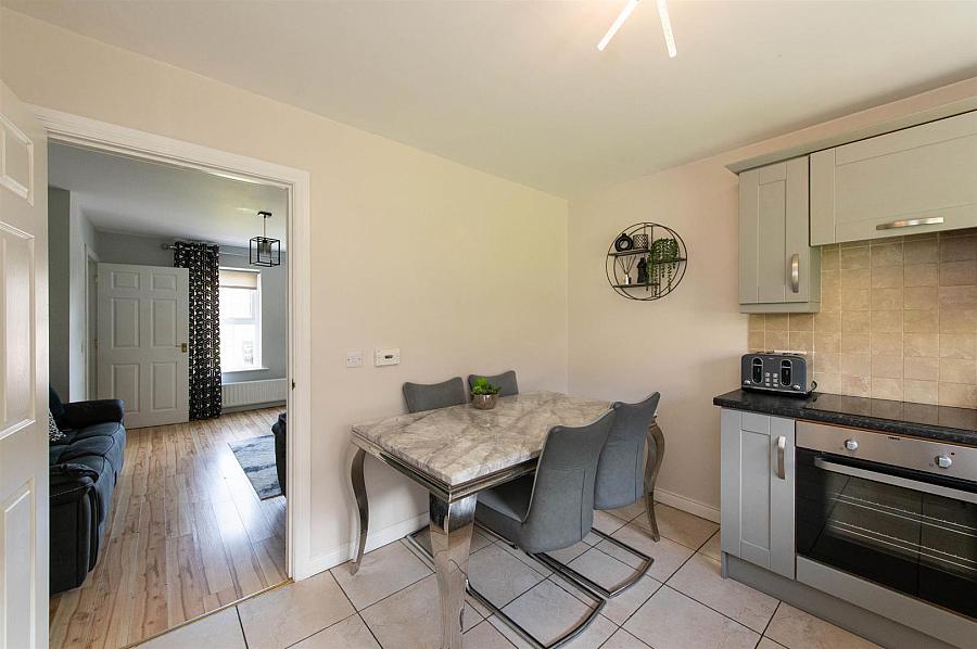 30 Summerhill Brae