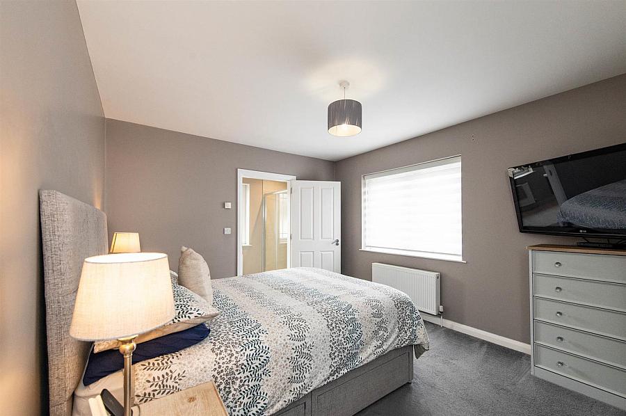 27 Ballydown Heights
