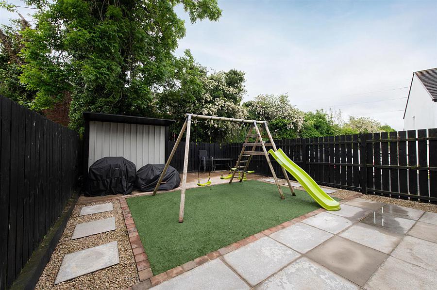 27 Ballydown Heights