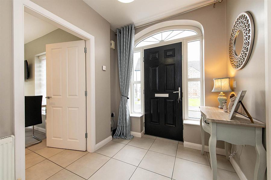 27 Ballydown Heights