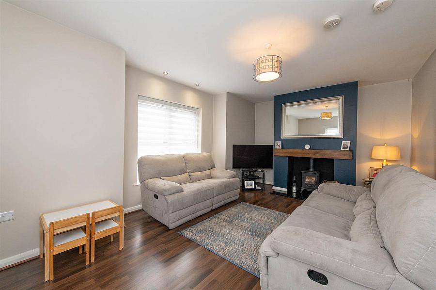 27 Ballydown Heights