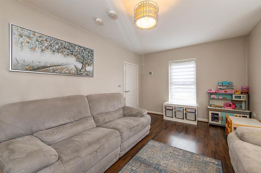 27 Ballydown Heights