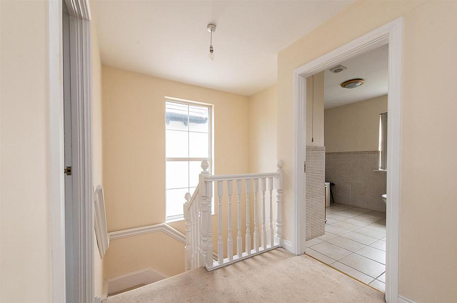 11 Iveagh Court