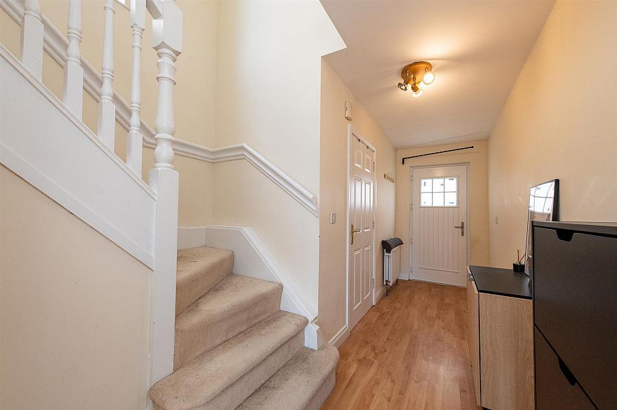 11 Iveagh Court