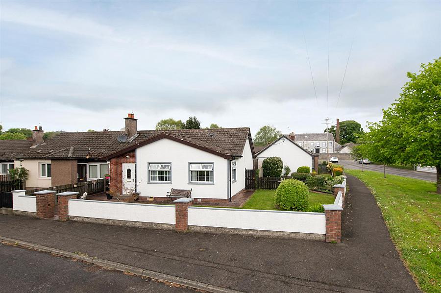 42 Annsborough Park