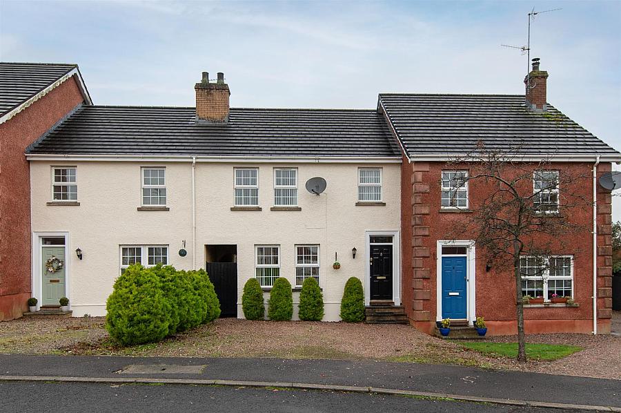5 Summerhill Green