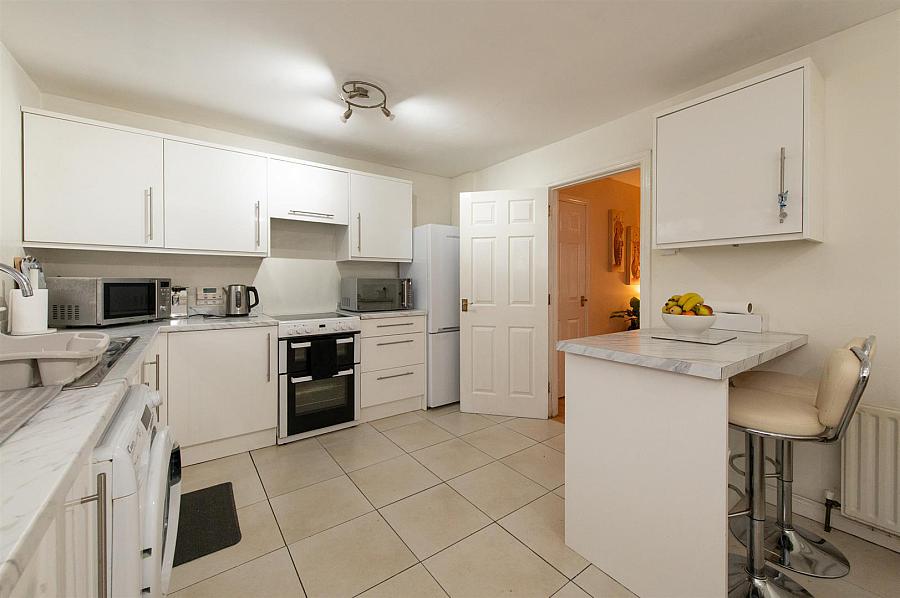 5 Summerhill Green